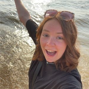 Meet your Posher, Abby